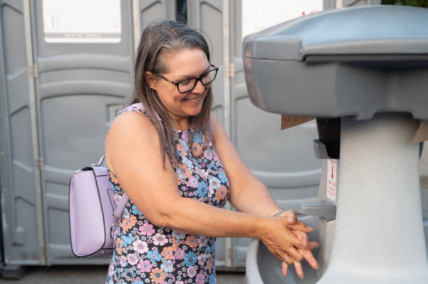 Best Affordable porta potty rental  in Warren, MI